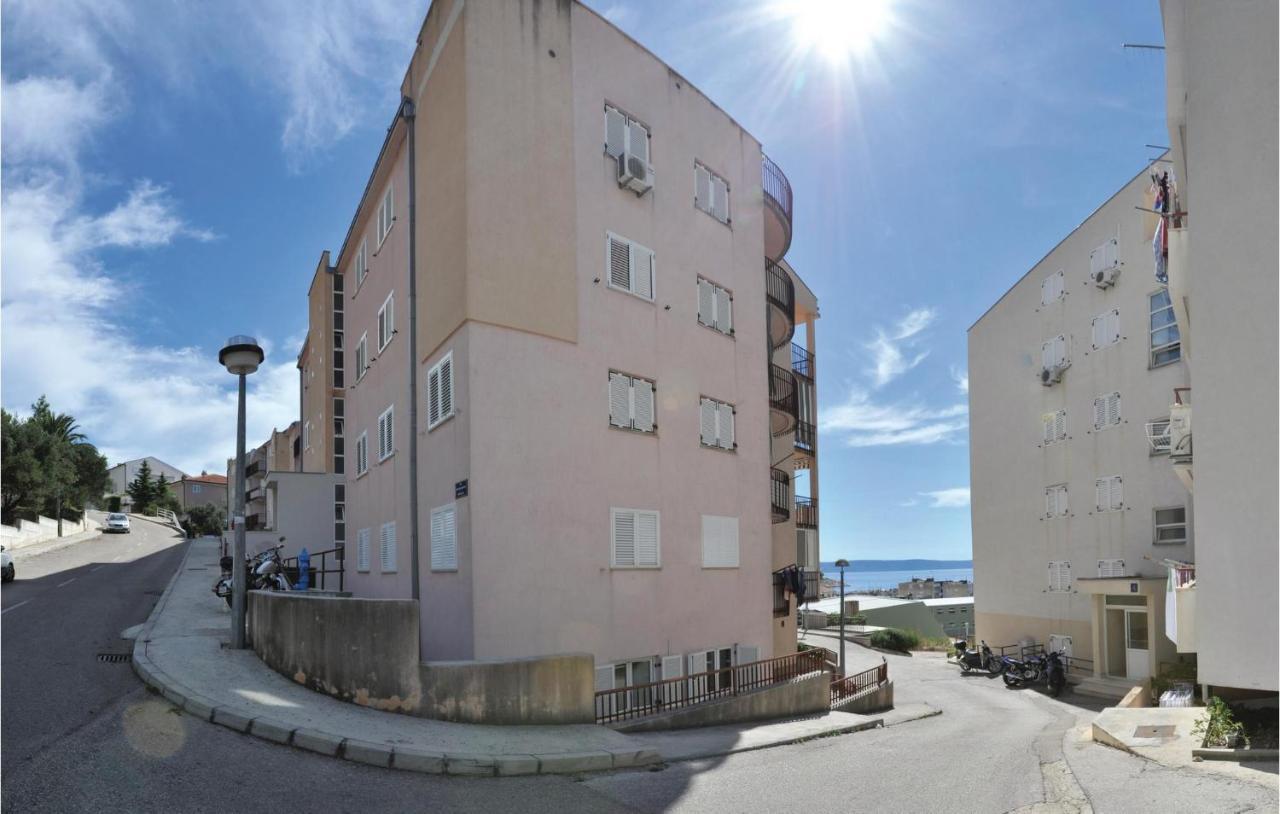 Stunning Apartment In Makarska With Kitchen 外观 照片